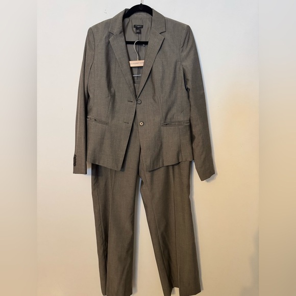 Ann Taylor Pant Suit Two Piece Wool Size 12  Gray - Picture 3 of 9